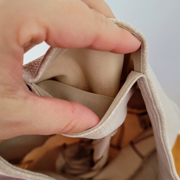 Athleta Delancey Textured Moto Tight EUC Size Medium, Zippered Pockets High Rise - Picture 9 of 15